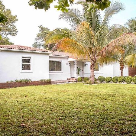 House With Pool, 10 Mins Drive To The Beach! Villa Miami Shores Exterior foto