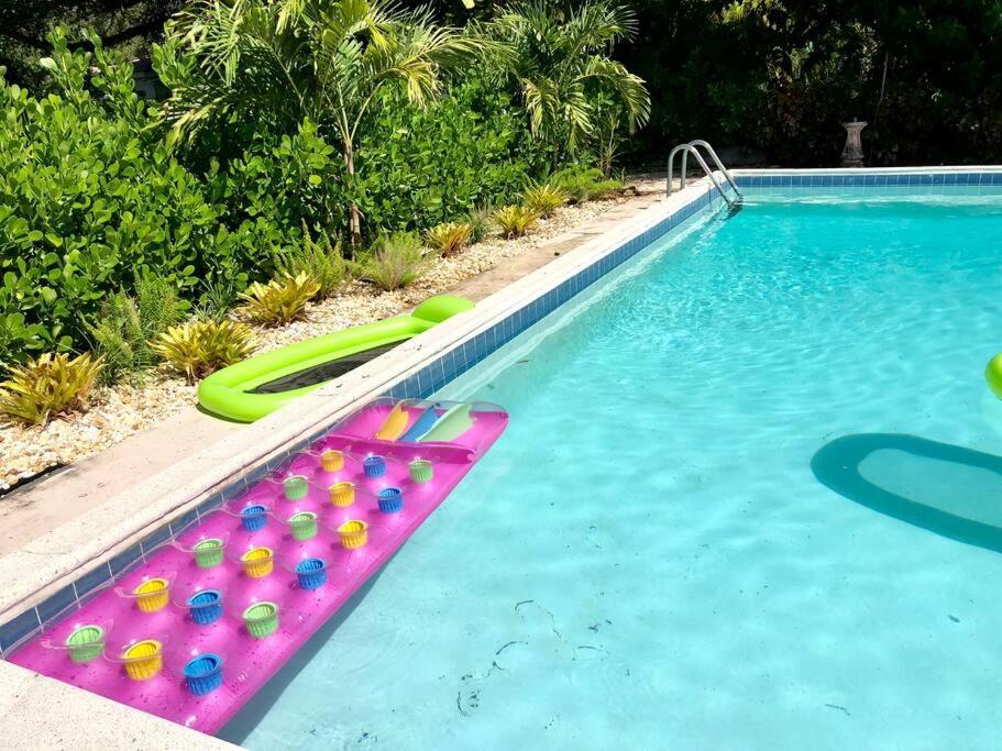 House With Pool, 10 Mins Drive To The Beach! Villa Miami Shores Exterior foto