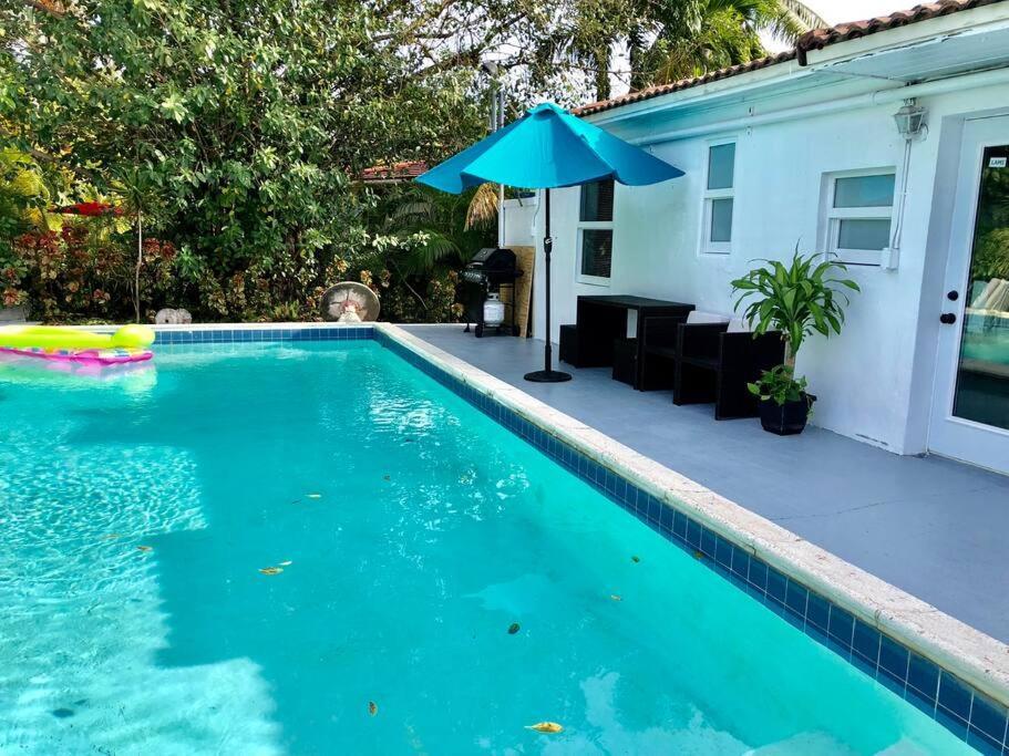 House With Pool, 10 Mins Drive To The Beach! Villa Miami Shores Exterior foto