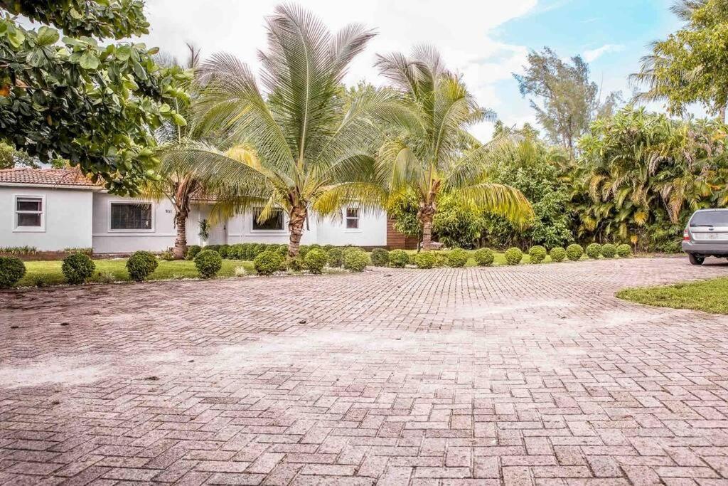 House With Pool, 10 Mins Drive To The Beach! Villa Miami Shores Exterior foto